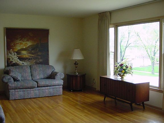 4th image of 15436 Las Flores Ln
