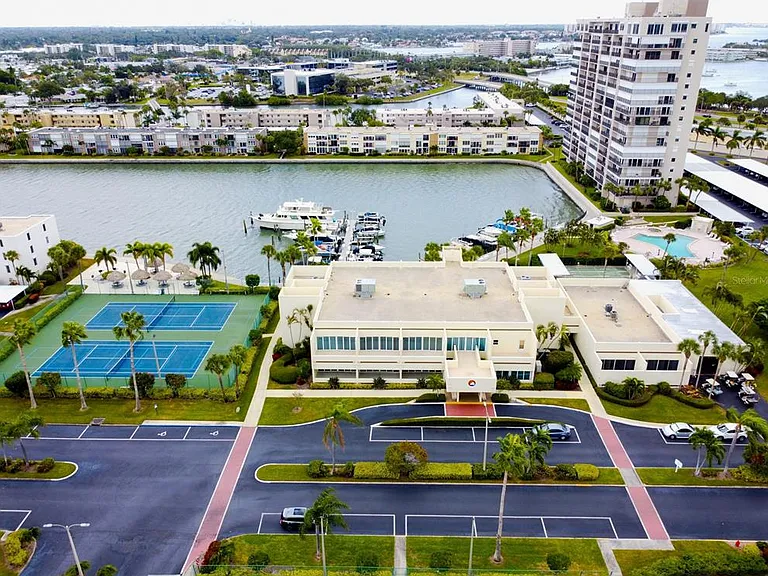 7405 Bay Island Dr S #120 — Photo 43