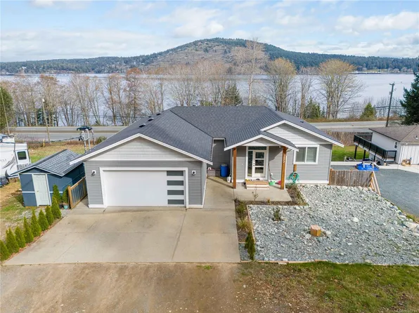 3077 Hillview Rd, Lantzville, BC V0R 2H0