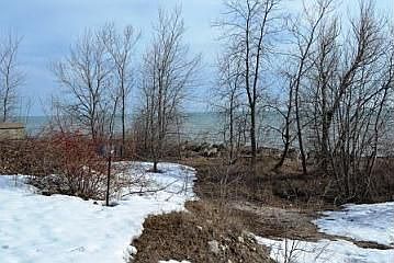 2nd image of 9781 Lakeshore Dr