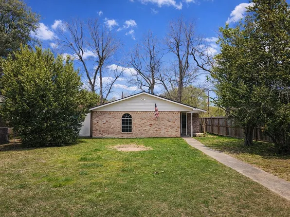 418 Texas St, Tomball, TX 77375