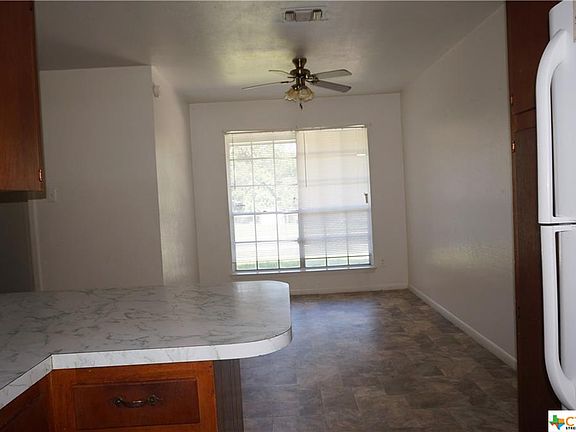 3rd image of 1205 Little St
