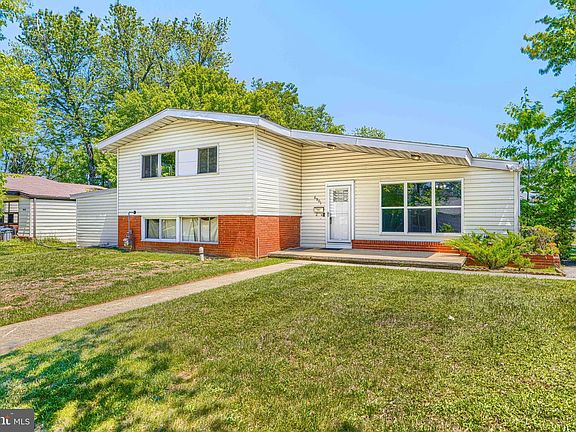 2nd image of 6901 Chippewa Dr
