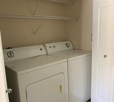 5th image of 324 Cervantes Dr