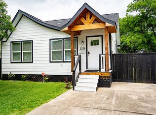 2326 Munger St, Houston, TX 77023