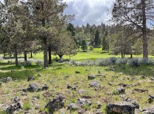758 Kestrel Rd, Klamath Falls, OR 97601