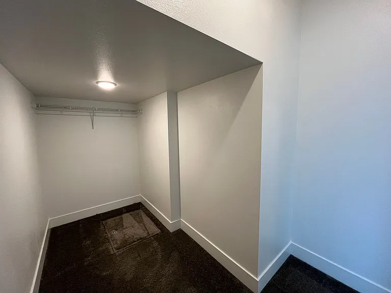 15675 NE Clackamas Ct — Photo 30