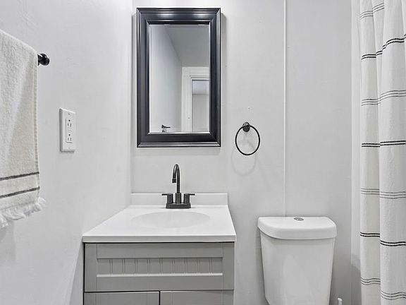 5th image of 388 Ingomar St #1