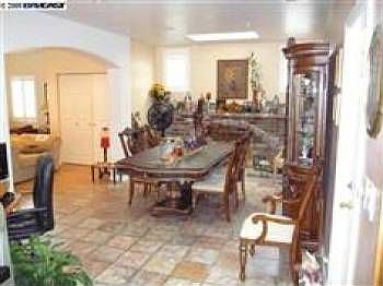 5th image of 33783 Sinsbury Way