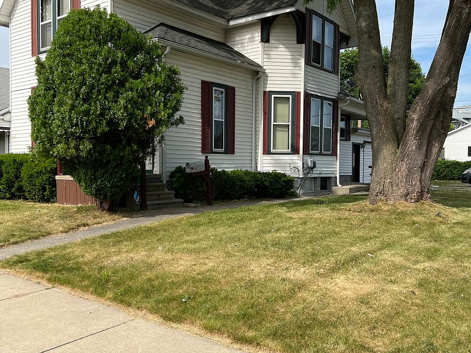 1st image of 2204 Willow St #2