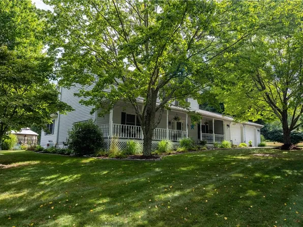 5 Dana Place, Hyde Park, NY 12538