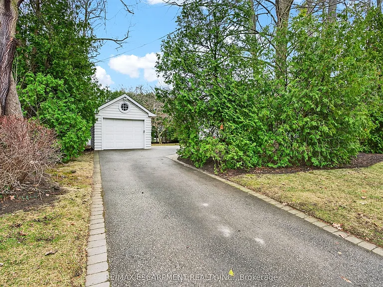 3046 South Dr — Photo 23