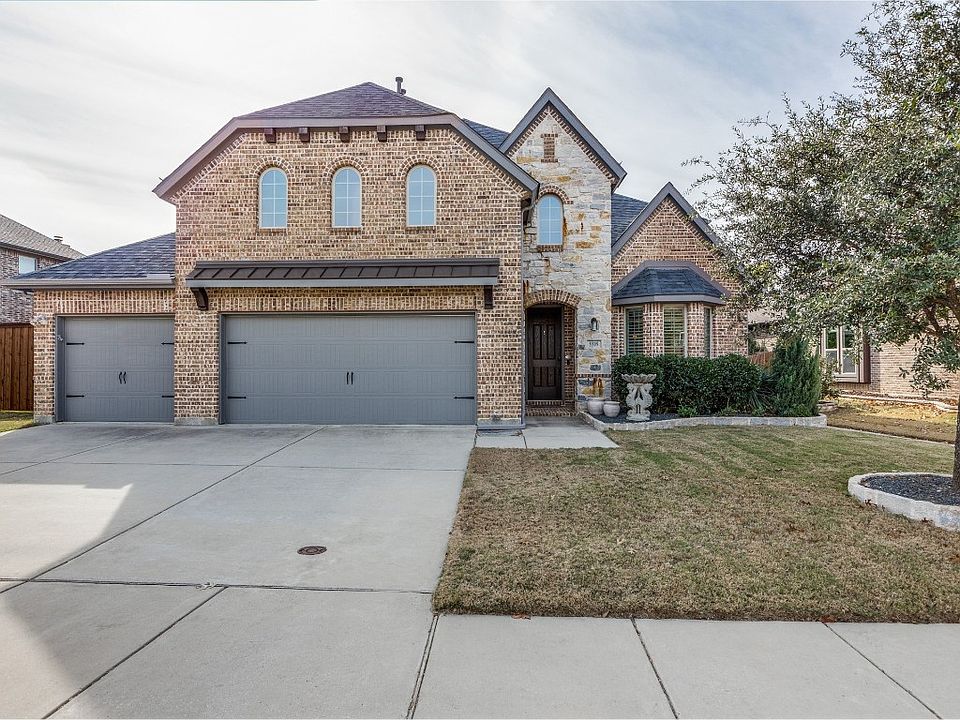 1st image of 5509 Pinewood Dr