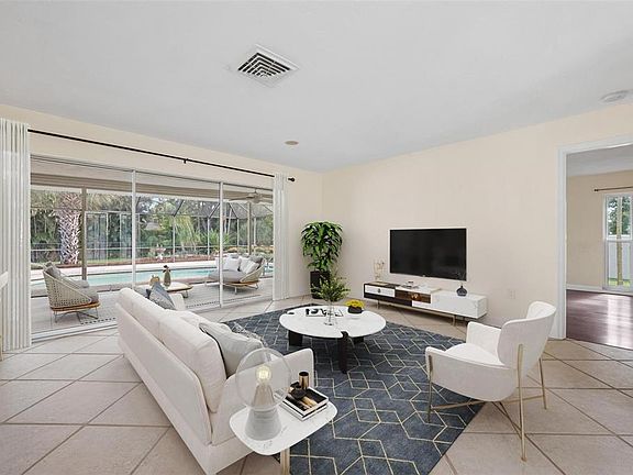 4th image of 1011 PINE FOREST COURT