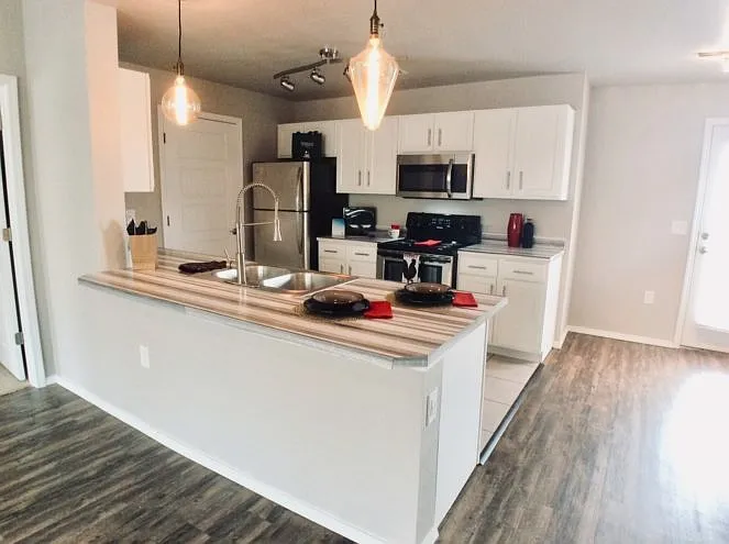 Crown Lone Oak Apartment Homes — Photo 11