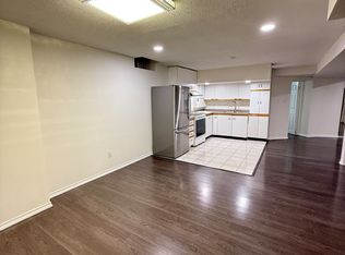 5932 Hemingway Rd, Mississauga, ON L5M 5M1