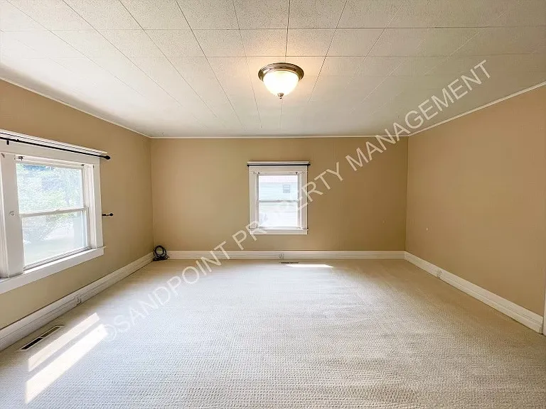 501 N Boyer Ave — Photo 21