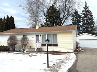 1907 E Ashman St, Midland, MI 48642