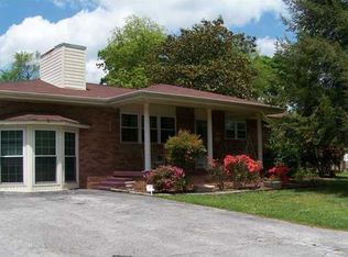 771 Graysville Rd, Ringgold, GA 30736