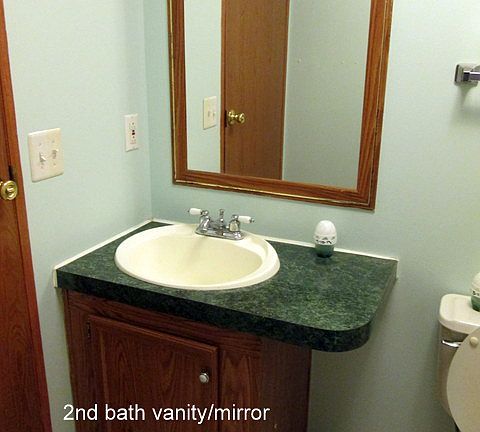 4th image of 42 Francis Ave