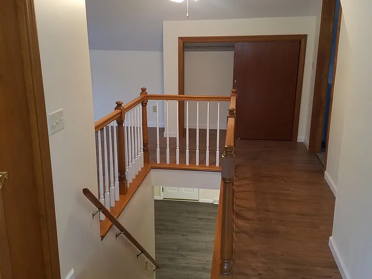 stairs on 2nd floor to bedroom