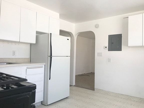 2nd image of 771-781 S Coleman St #Dba8937a9