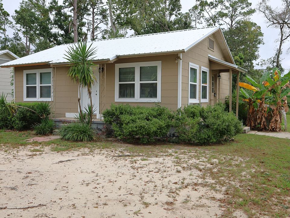 1st image of 1705 Clover Dr