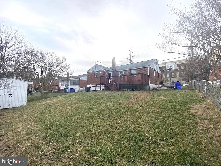 11005 Amherst Ave — Photo 43