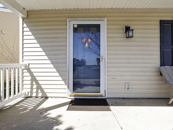 4th image of 623 Rockets St #145