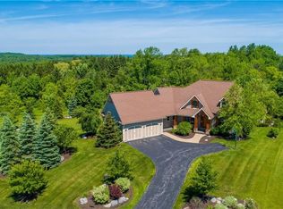 1056 Butters Farm Ln, Skaneateles, NY 13152