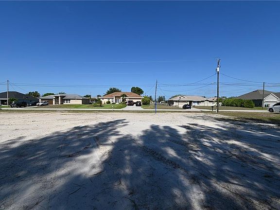 3rd image of 2515 SW 15th Ave