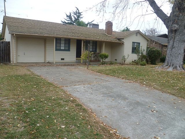 1st image of 1831 Park Blvd