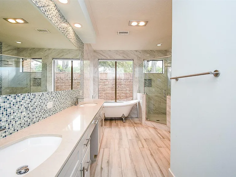 755 Last Arrow Dr — Photo 27