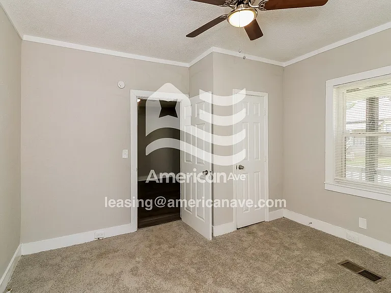 1815066_014_wm_-_bedroom_12930309.jpg