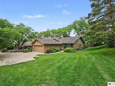 10262 Fieldcrest Dr, Omaha, NE, 68114