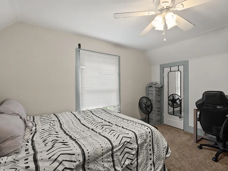 1108 Grand Ave — Photo 11