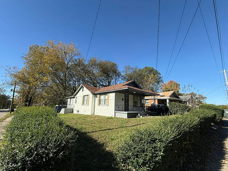 425 Carpenter St — Photo 3