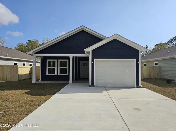 14933 Dantzler Rd, Vancleave, MS 39565