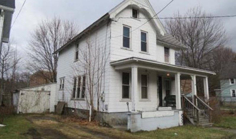 2nd image of 100 Maple Ave