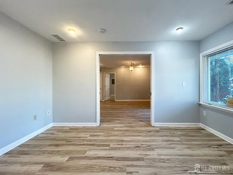 122 Vineyard Rd — Photo 16