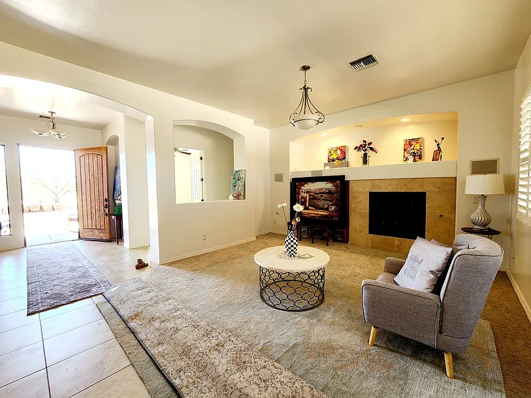 14032 E Cavedale Dr — Photo 13