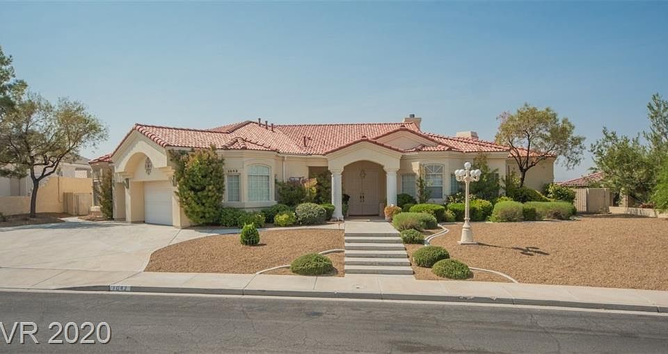 1st image of 1042 Chanterelle Dr