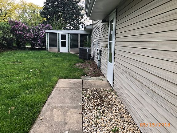 2nd image of 14901 Avenida Del Este St