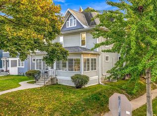2016 Laurel Ave, Saint Paul, MN 55104