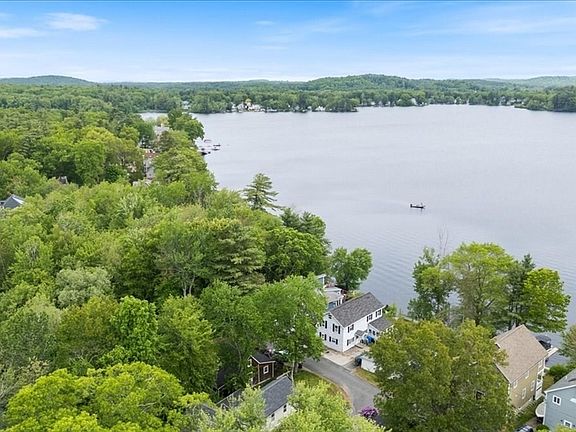 3rd image of 12 Shore Rd