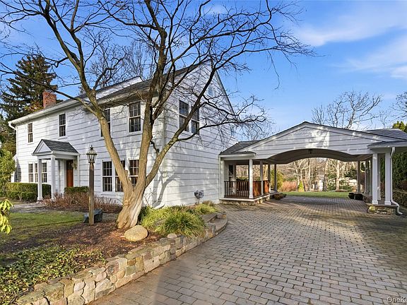 5th image of 104 Fort Hill Road