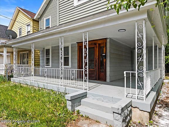 3rd image of 70 Mill St
