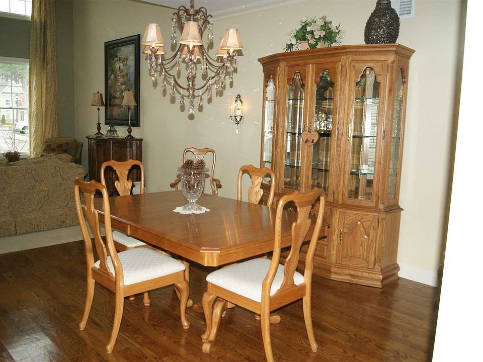 8 Eagle Cir Bohemia, NY, 11716 Apartments for Rent Zillow