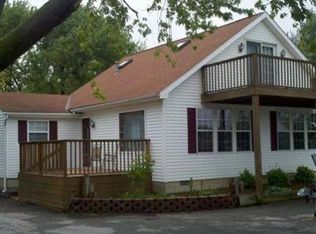 1768 W Lakeshore Dr, Pt Clinton, OH 43452