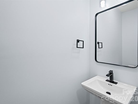 5th image of 4524 Orphanage Rd